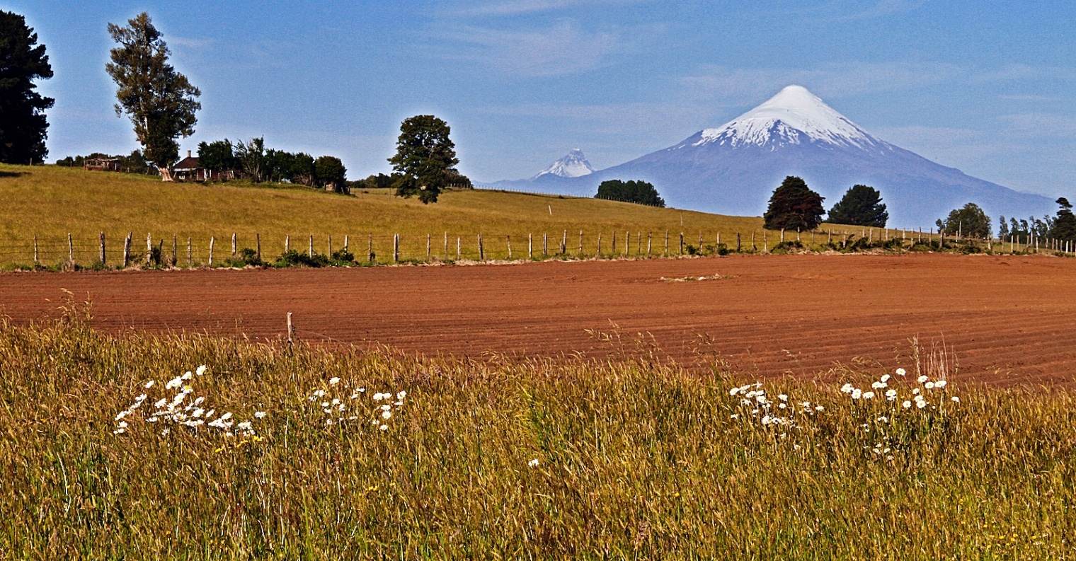 Patagonia Trails Travel Chile Adventure Hiking